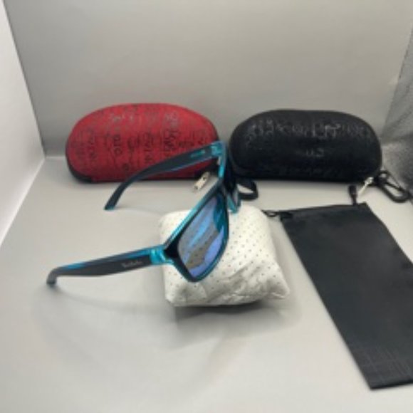 New Polarized Sunglasses - Picture 2 of 5